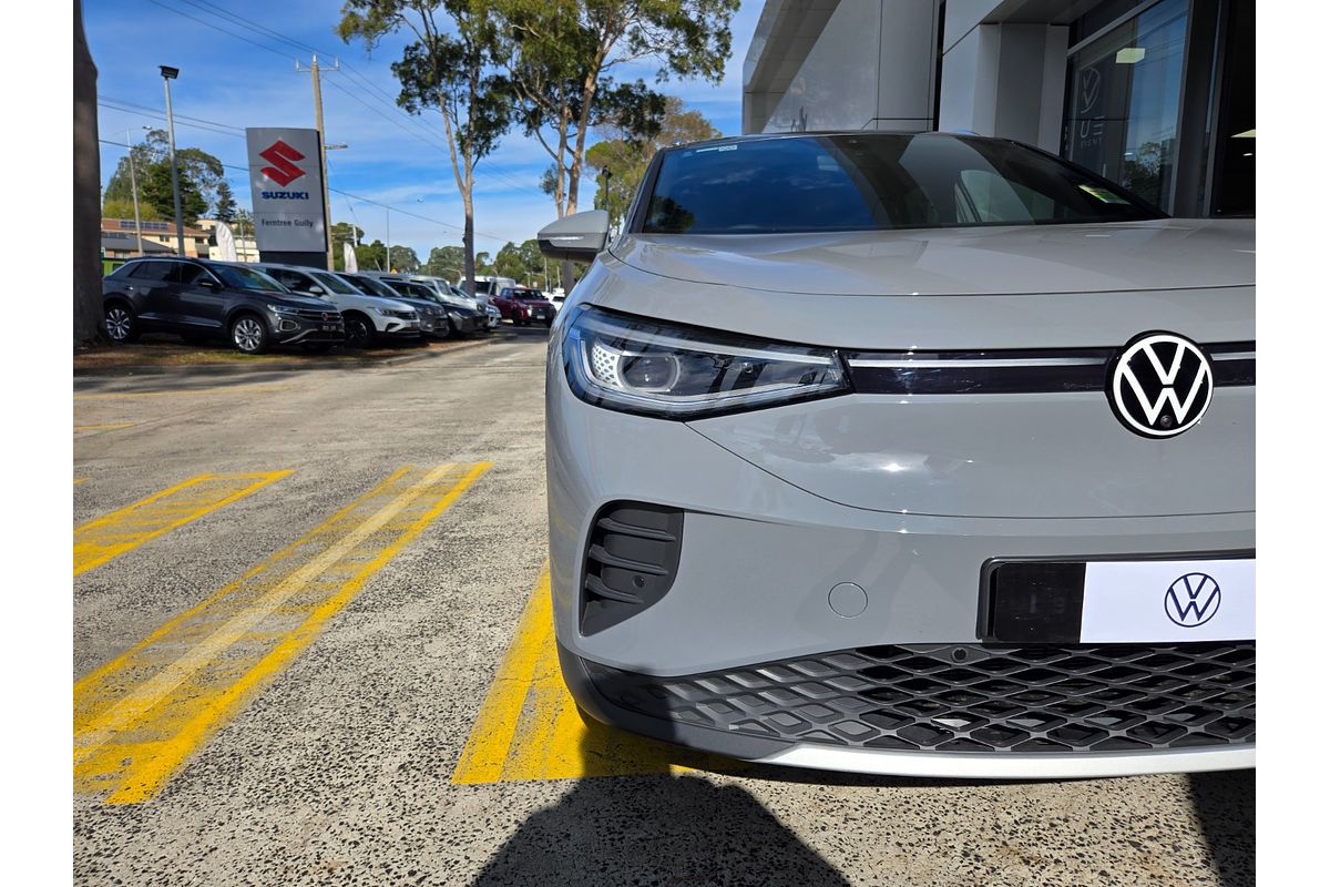 2025 Volkswagen ID. 4 Pro E2