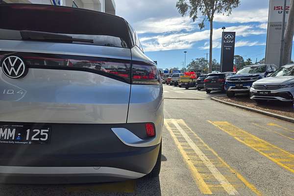 2025 Volkswagen ID. 4 Pro E2