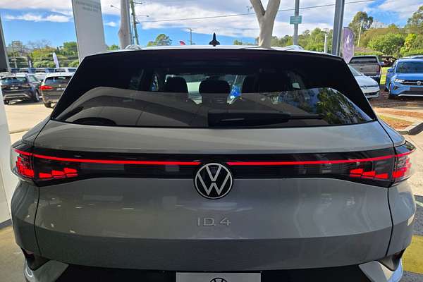 2025 Volkswagen ID. 4 Pro E2