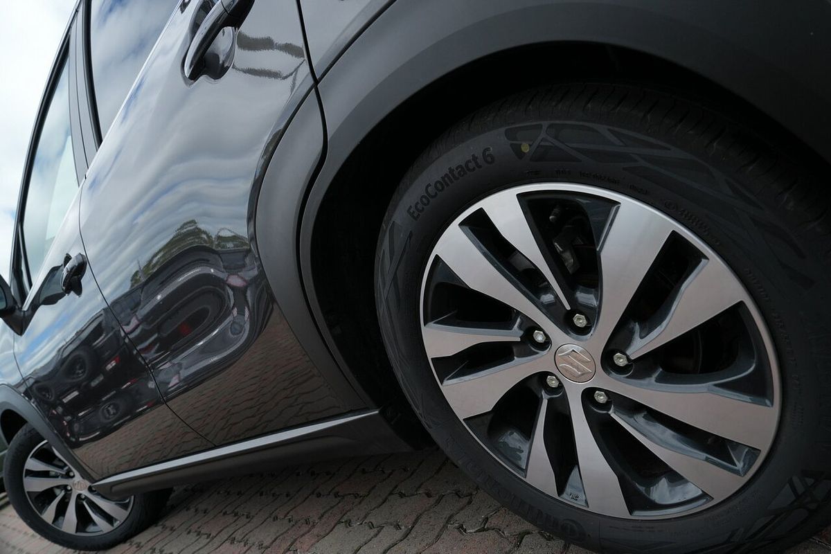 2024 Suzuki S-Cross ALLGRIP Prestige JYB