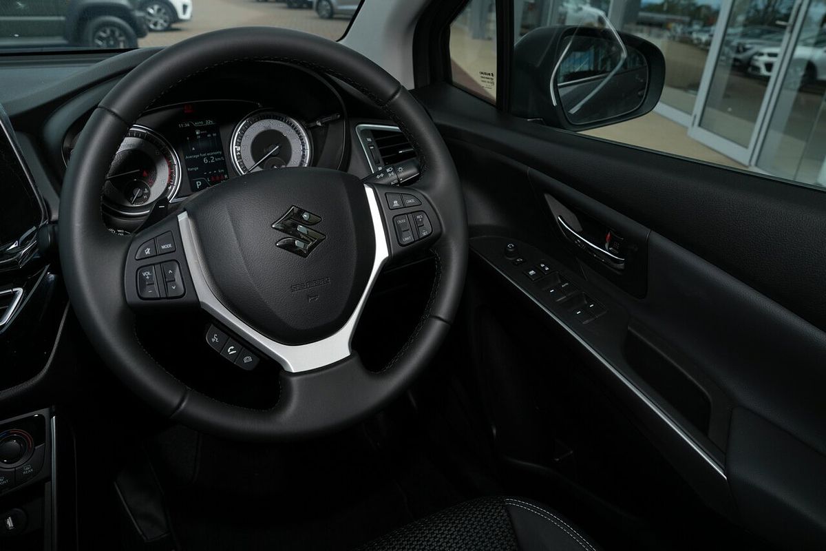 2024 Suzuki S-Cross ALLGRIP Prestige JYB