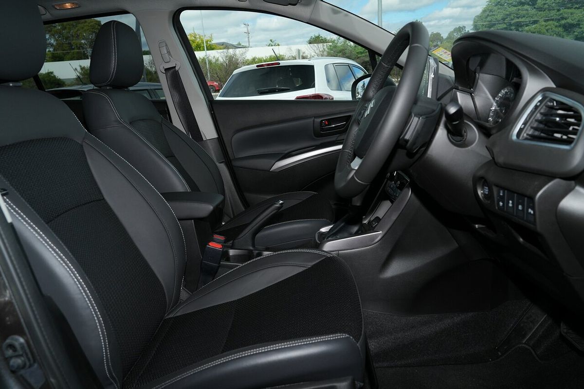 2024 Suzuki S-Cross ALLGRIP Prestige JYB