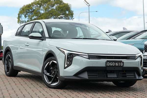 2025 Kia K4 Sport CL4m