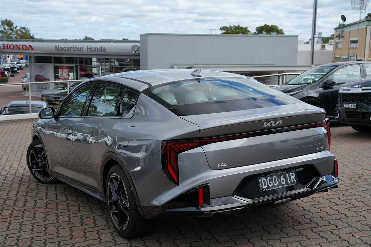 2025 Kia K4 GT-Line CL4m