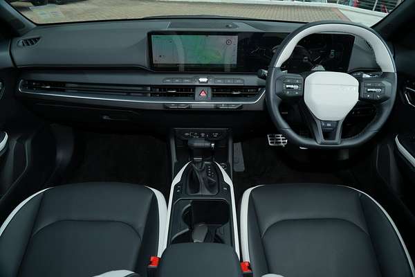 2025 Kia K4 GT-Line CL4m