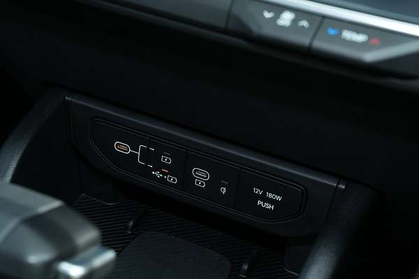 2025 Kia K4 GT-Line CL4m