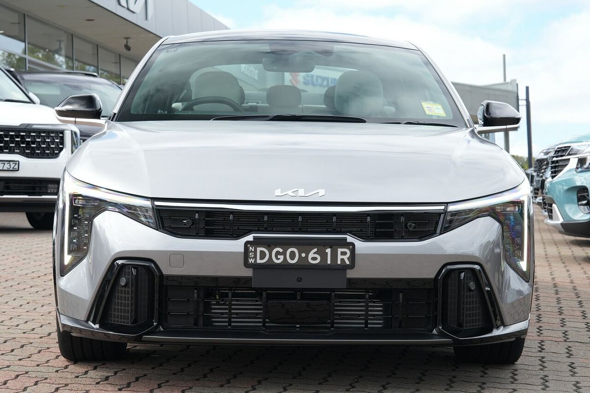 2025 Kia K4 GT-Line CL4m