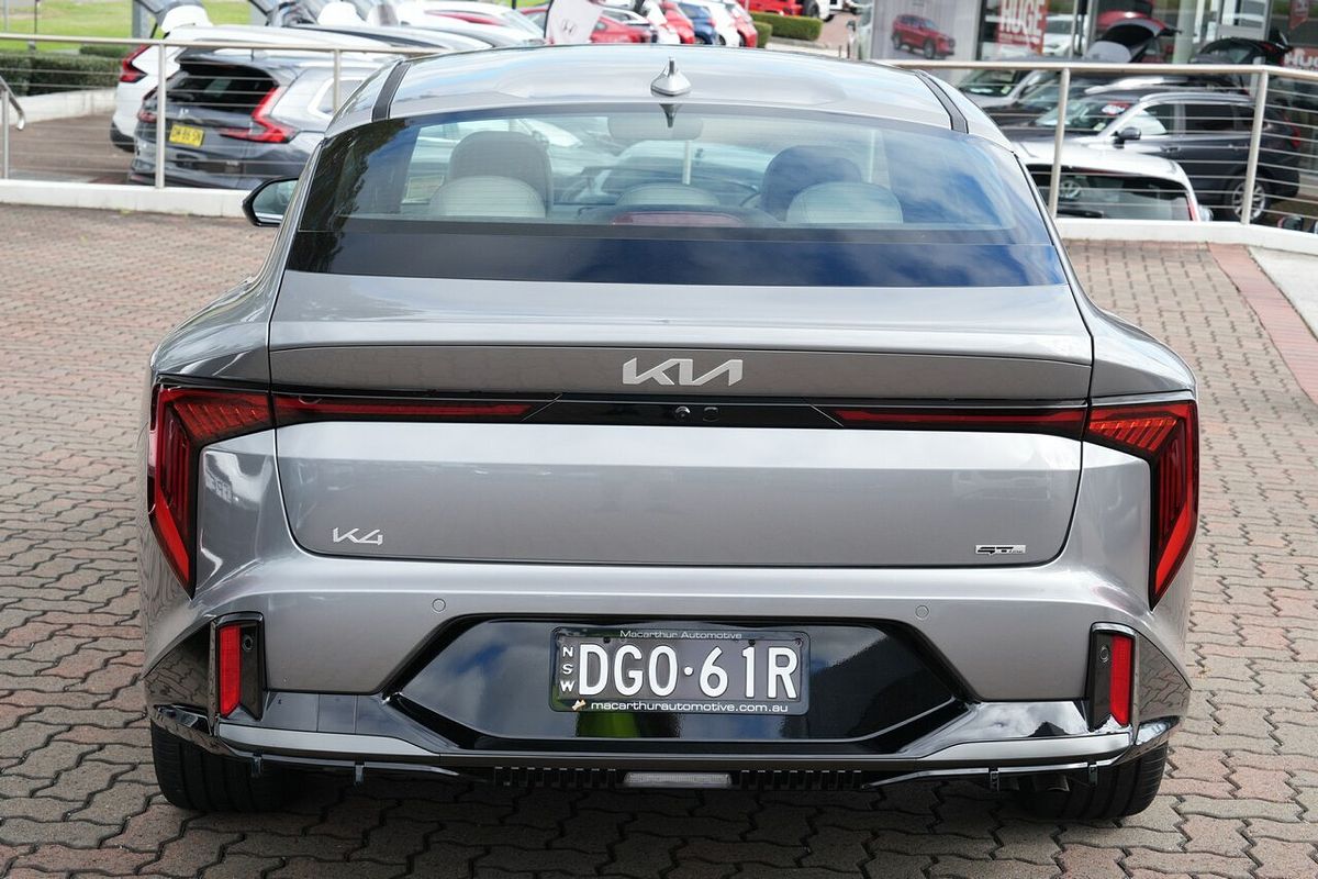 2025 Kia K4 GT-Line CL4m