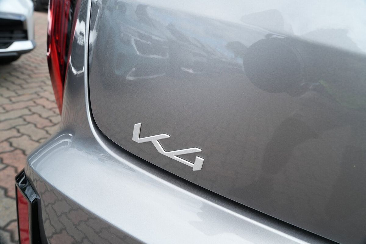 2025 Kia K4 GT-Line CL4m
