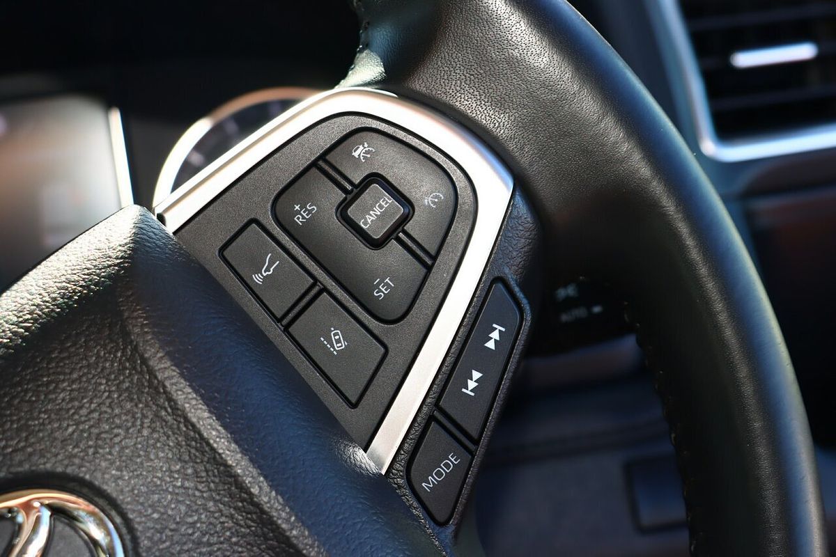 2019 Toyota Granvia VX GDH303R