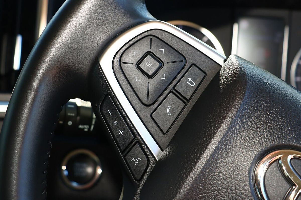 2019 Toyota Granvia VX GDH303R