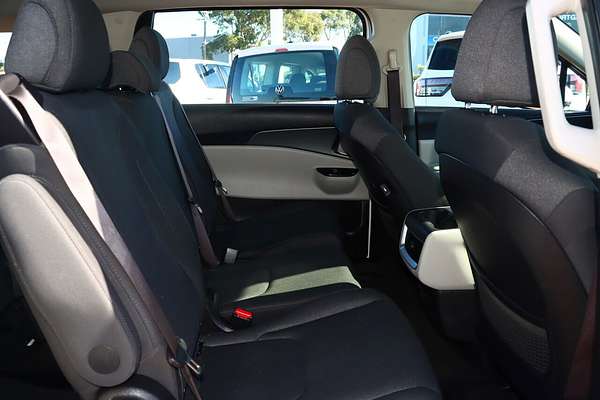2021 Kia Carnival S KA4