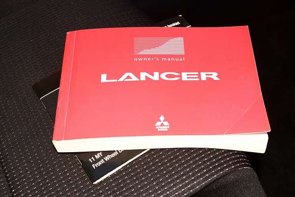 2011 Mitsubishi Lancer ES CJ