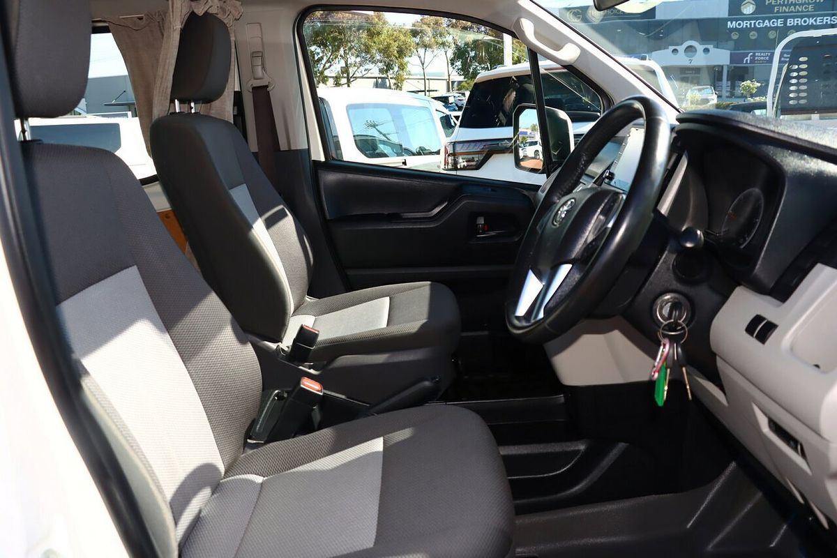 2021 Toyota Hiace GDH300R LWB