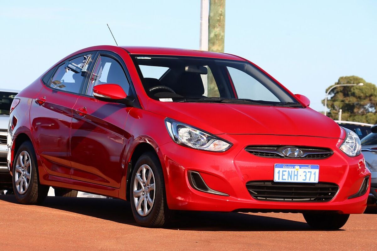2014 Hyundai Accent Active RB2