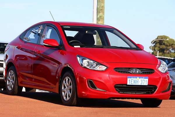 2014 Hyundai Accent Active RB2