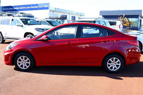 2014 Hyundai Accent Active RB2