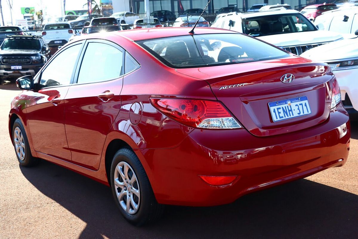 2014 Hyundai Accent Active RB2