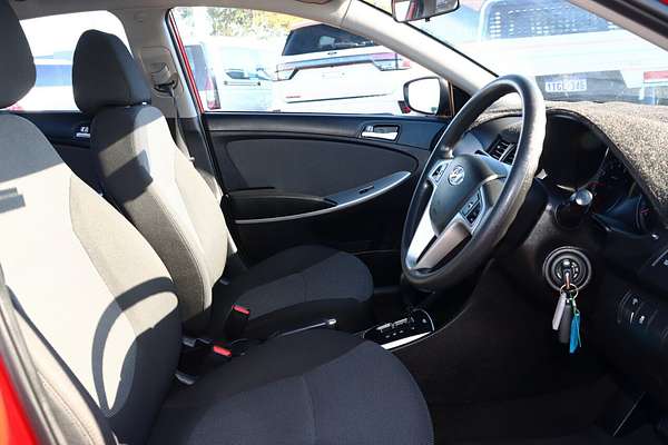 2014 Hyundai Accent Active RB2