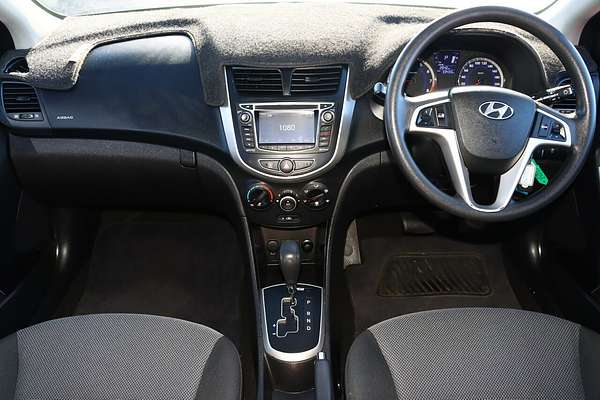 2014 Hyundai Accent Active RB2
