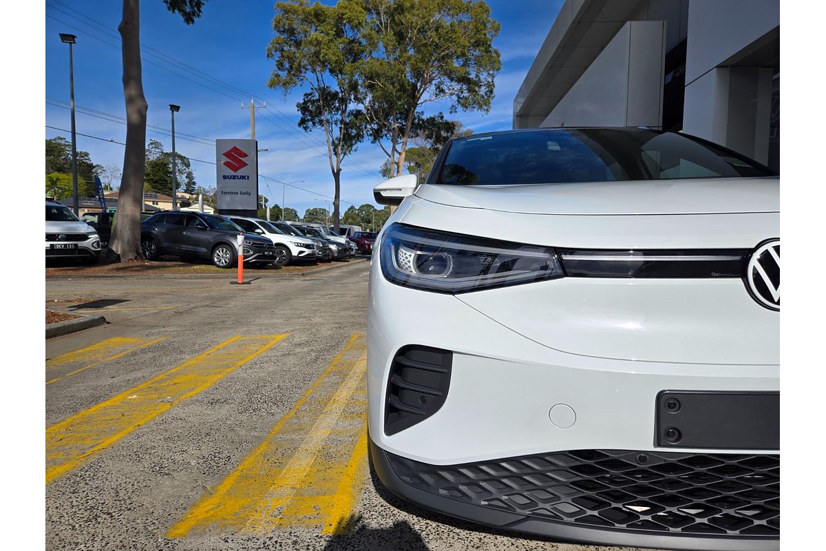 2025 Volkswagen ID. 4 Pro E2