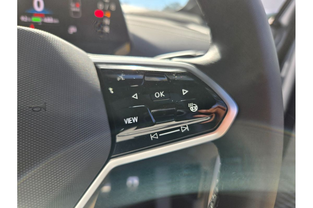 2025 Volkswagen ID. 4 Pro E2