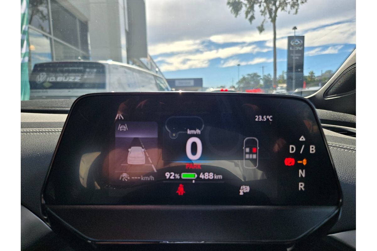 2025 Volkswagen ID. 4 Pro E2