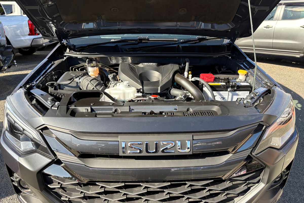 2024 Isuzu D-MAX X-TERRAIN 4X4