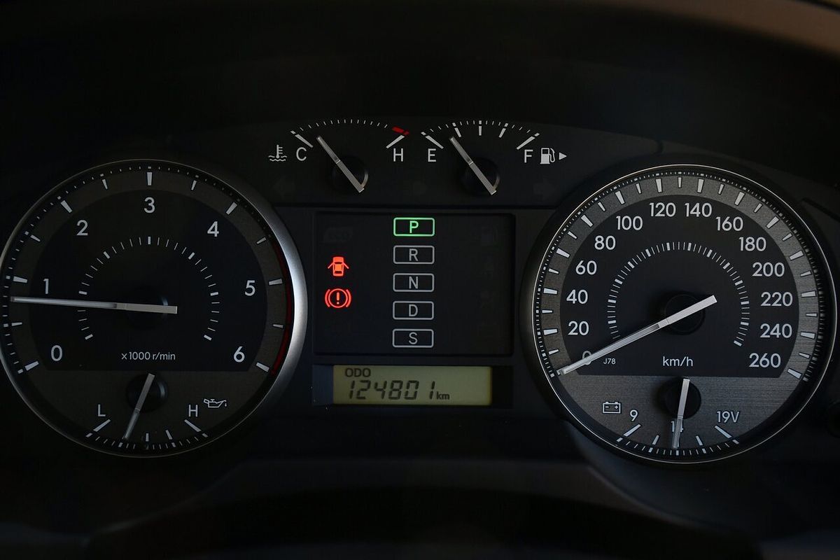2012 Toyota Landcruiser Altitude VDJ200R
