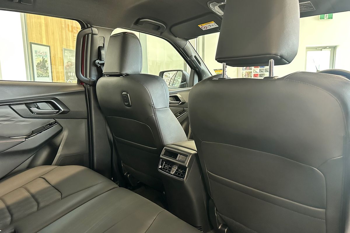 2024 Isuzu D-MAX X-TERRAIN 4X4