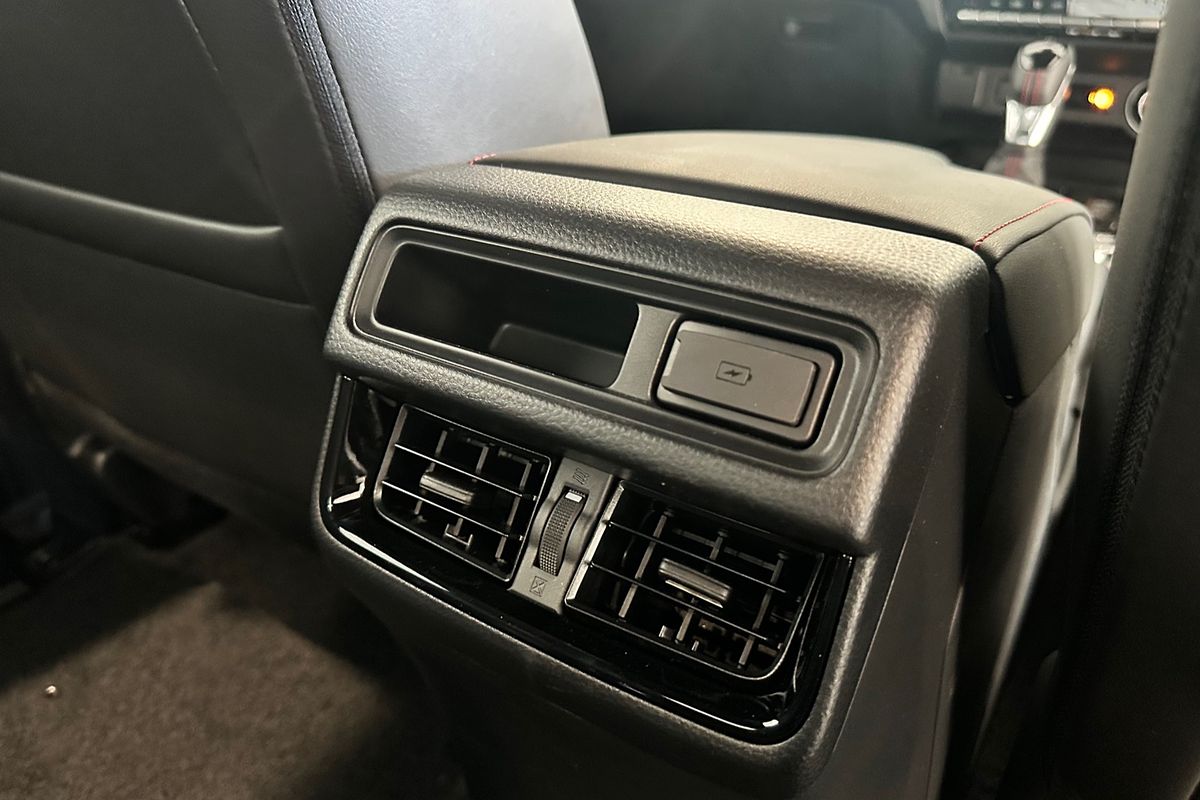 2024 Isuzu D-MAX X-TERRAIN 4X4