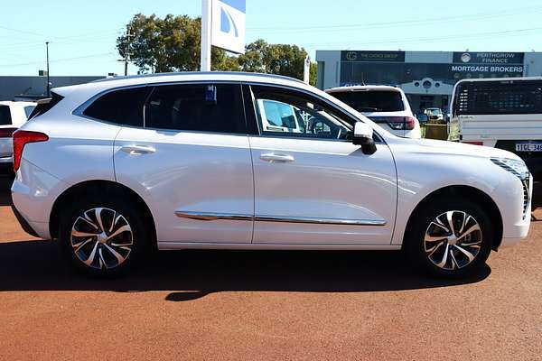 2022 GWM Haval Jolion Lux A01