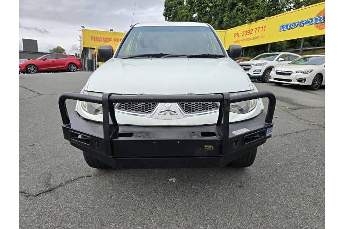 2012 Mitsubishi Triton GL-R MN 4X4