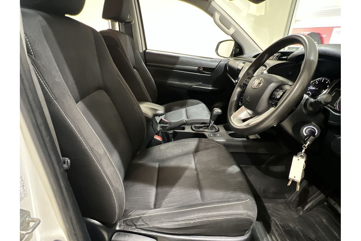 2021 Toyota Hilux SR GUN126R 4X4