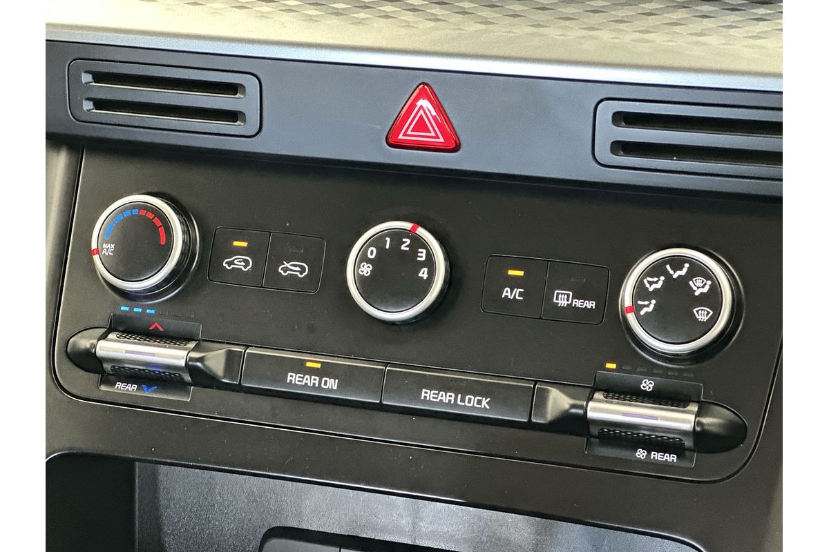 2023 Kia Carnival S KA4