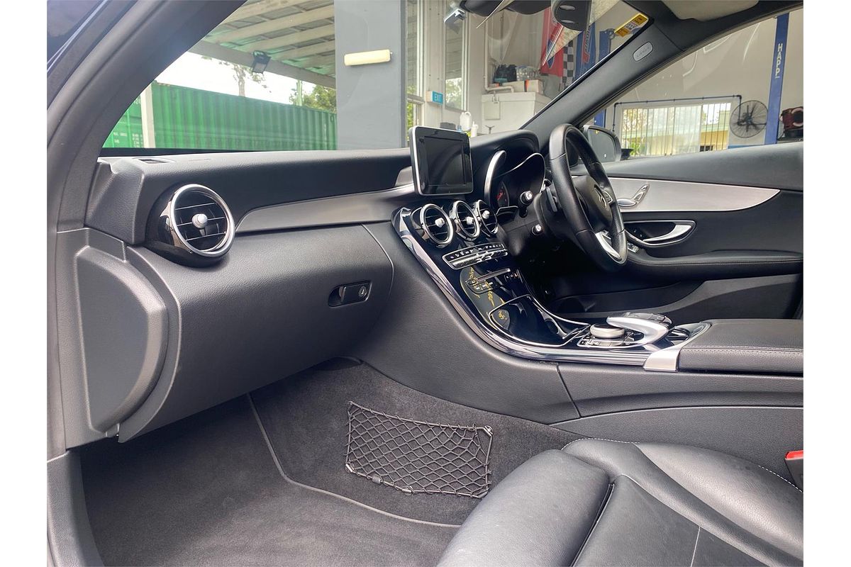 2017 Mercedes-Benz C-Class C300 W205