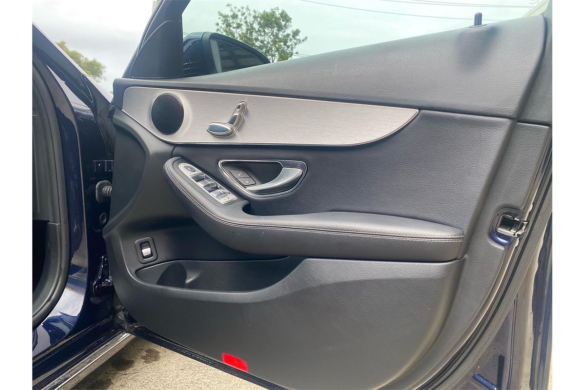 2017 Mercedes-Benz C-Class C300 W205