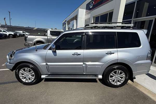 2017 Mitsubishi Pajero GLS NX