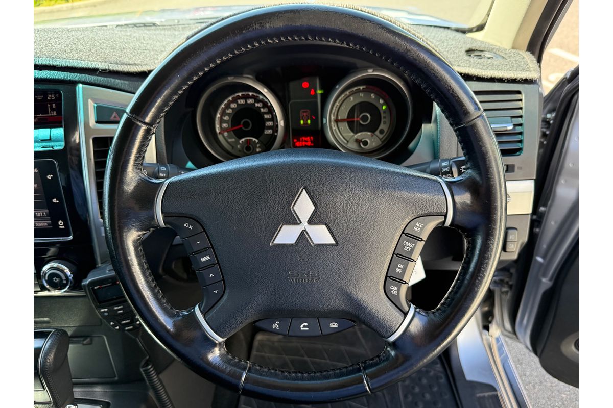 2017 Mitsubishi Pajero GLS NX