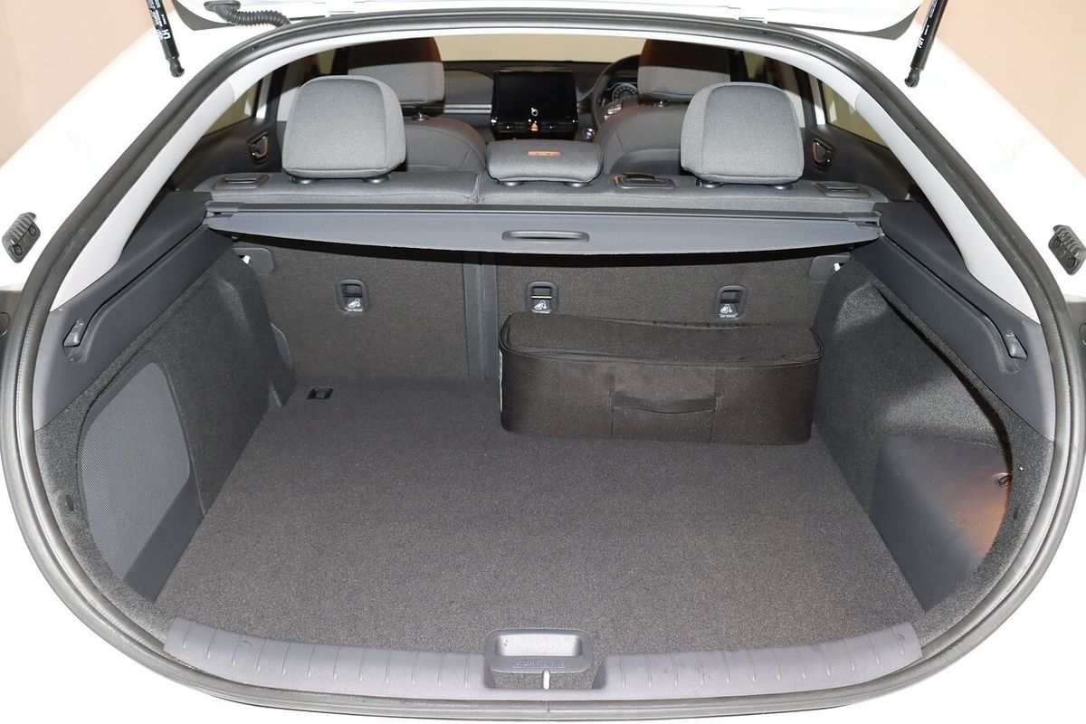 2020 Hyundai IONIQ Plug-in Elite AE.3