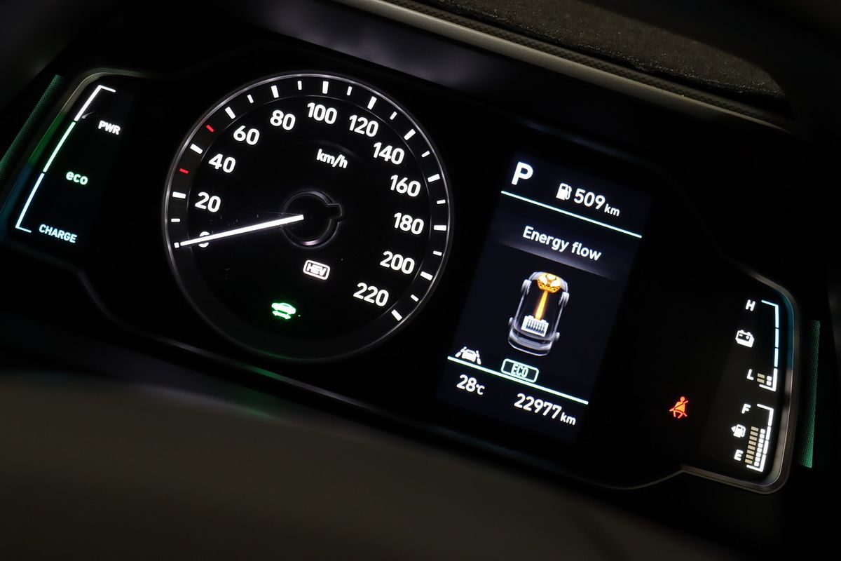 2020 Hyundai IONIQ Plug-in Elite AE.3
