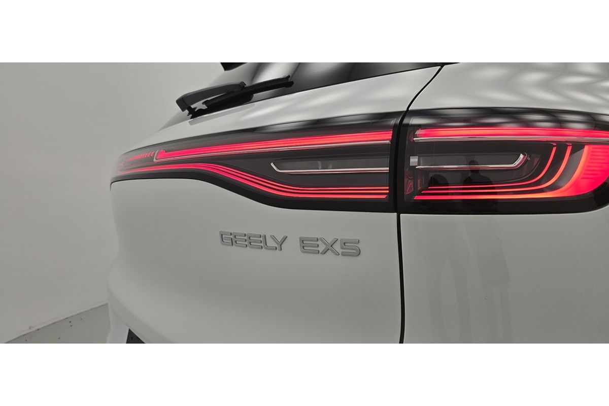2025 Geely EX5