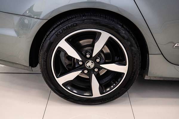 2016 Holden Commodore SV6 Black VF Series II
