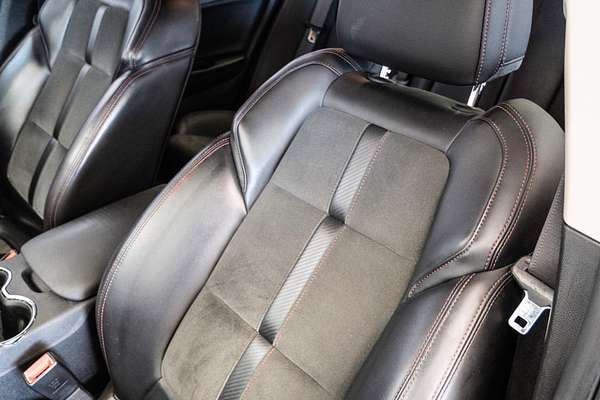 2016 Holden Commodore SV6 Black VF Series II