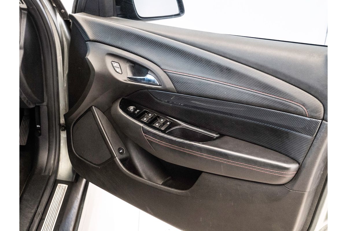 2016 Holden Commodore SV6 Black VF Series II