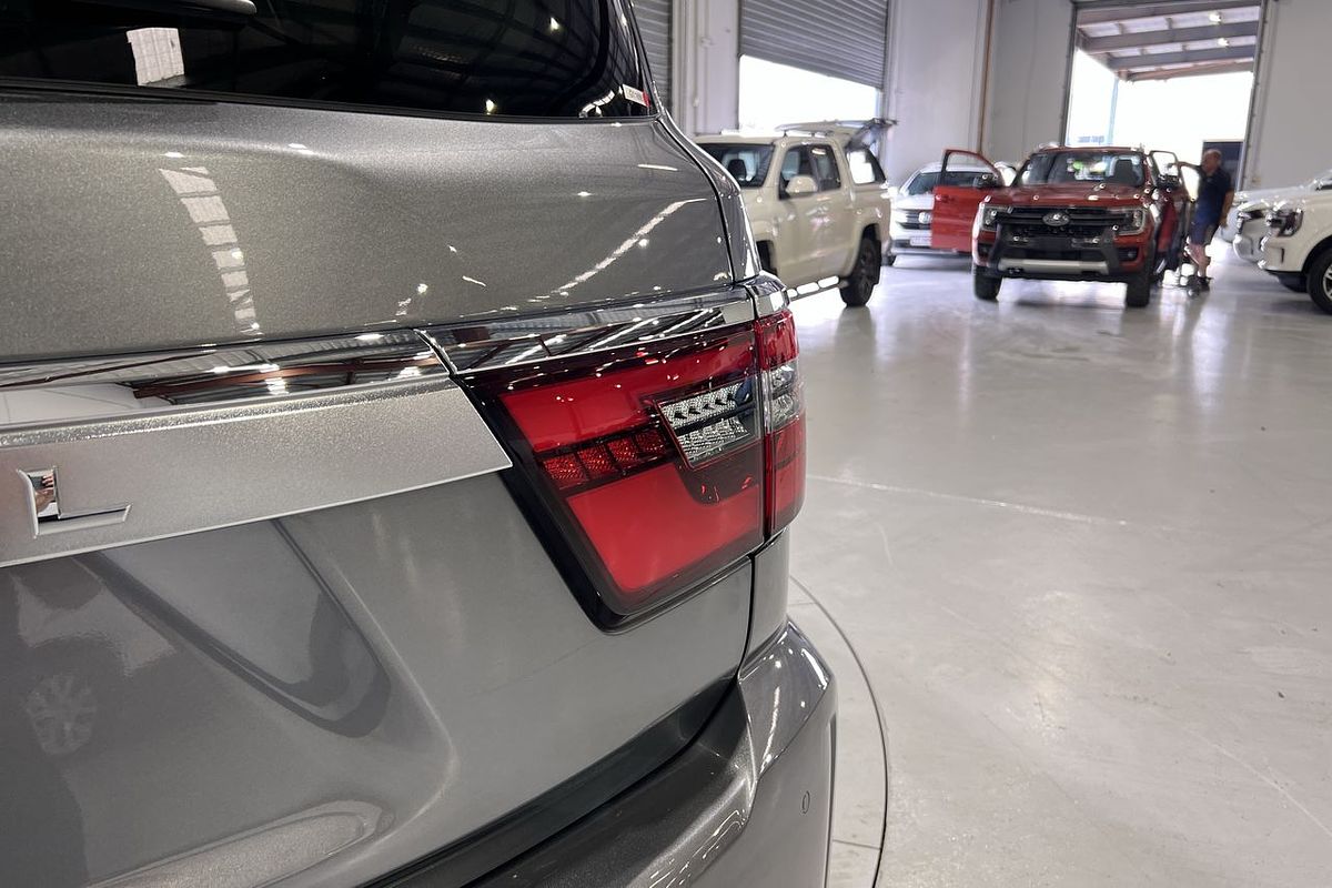 2024 Nissan Patrol Ti Y62