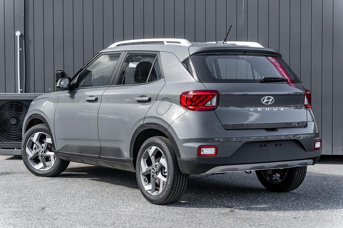 2025 Hyundai Venue Active QX.V5