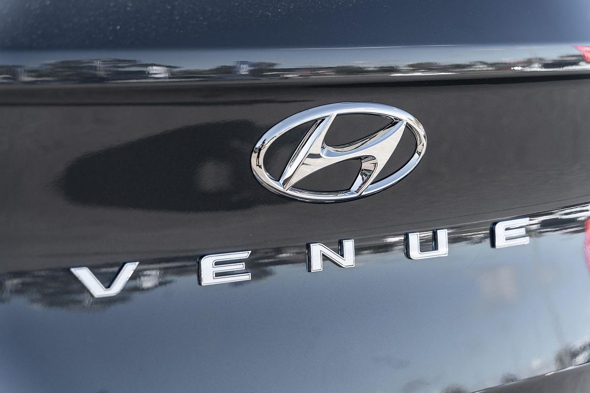 2025 Hyundai Venue Active QX.V5