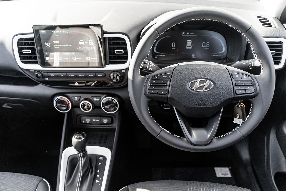 2025 Hyundai Venue Active QX.V5
