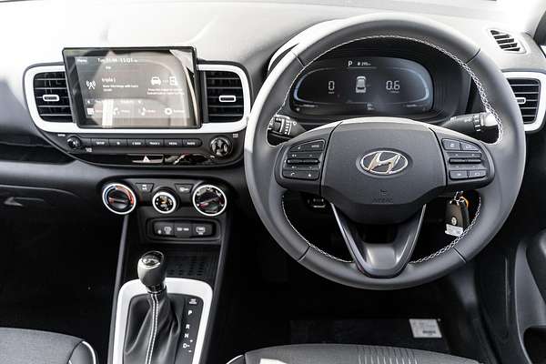2025 Hyundai Venue Active QX.V5